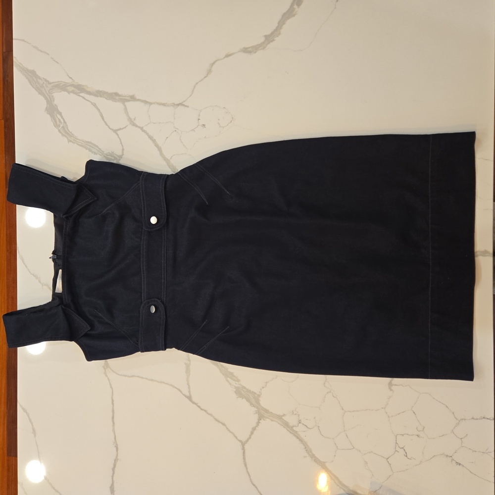 London Times Black Sleeveless Sheath Dress